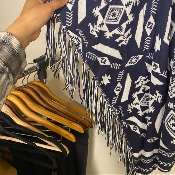 H&M divided poncho navy tribal print fringe tassels bohemian western - Picture 4 of 5